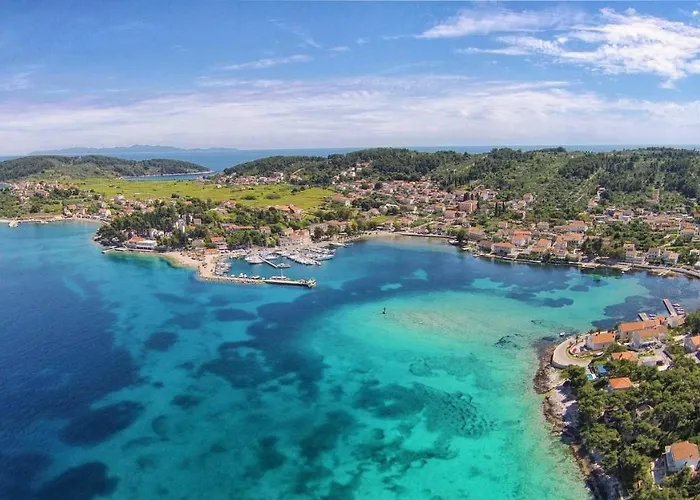 With Parking Space Lumbarda, Korcula - 9262 דירה